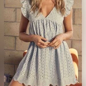 Mustard Seed light gray eyelet V neckline flitter sleeve hidden romper. Small